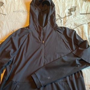 Lululemon 1/2 Zip Pullover